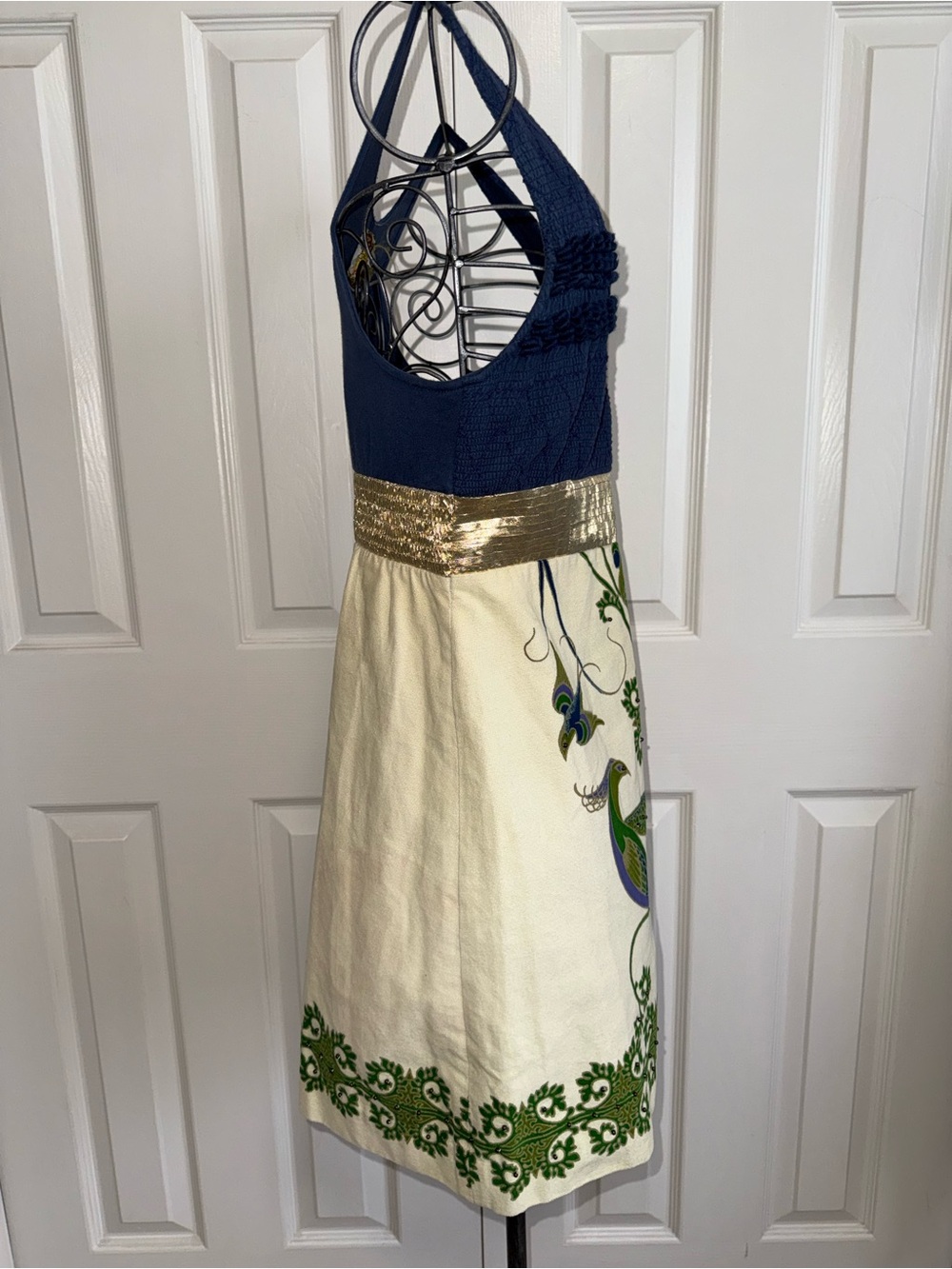 Free people Peacock bird print dress size 4
100% cotton smoked Boho. - Picture 8 of 9